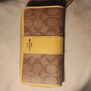 Coach Signature Print Accordian Wallet Yellow